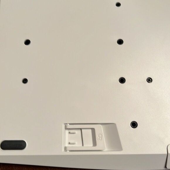 Logitech K850 Wireless Bluetooth Keyboard PC Mac Chrome Unifying Receiver - Picture 5 of 7